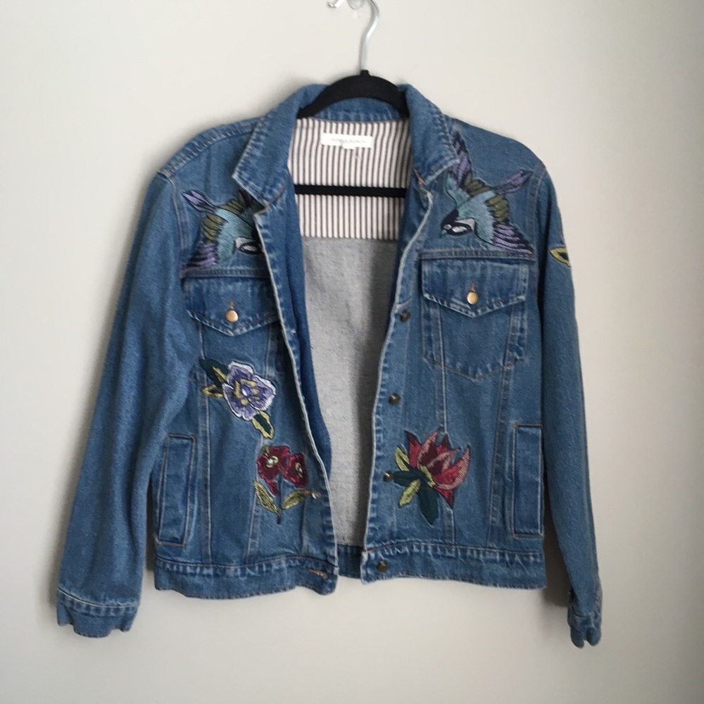 Honey Punch Embroidered Denim Jacket Sz Small